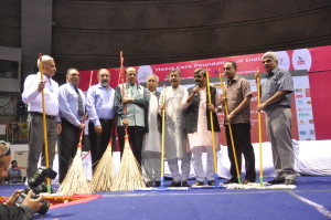 L-R Dr.Naveen Dang, Dr. D.K Deewan, Dr. Girish Tyagi, Dr. KK Aggarwal,Mr.Thokchom Meinya, Dr. Naresh Trehan, Mr. Satish Upadhyay,Dr.Anupam Sibbal and Dr. Dr.P.K. Sharma